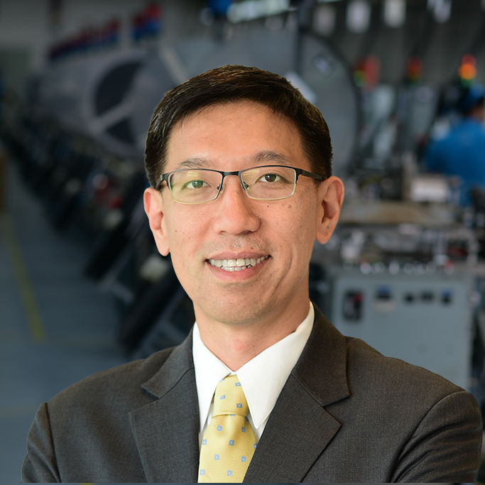 Headshot of 王仁隆